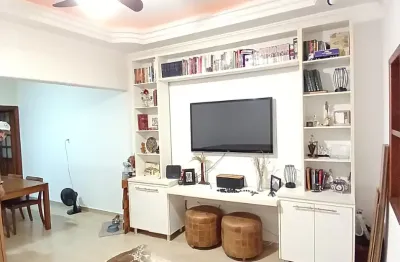 Lindo imóvel a venda no Villagio J K, venha conhecer, condições especiais.