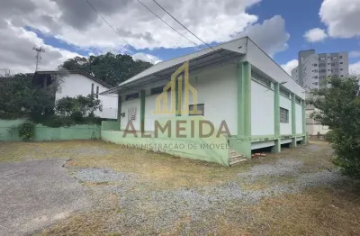 Galpão para Locação em Blumenau, Vorstadt, 4 banheiros, 20 vagas