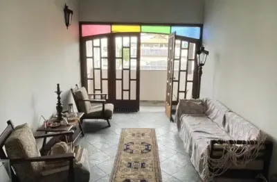 Cobertura no melhor ponto de arraial do cabo com vaga de garagem