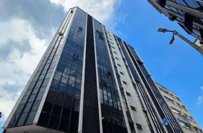 Sala comercial na melhor esquina do centro de juiz de fora — venda ou locação