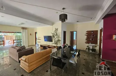 Belíssima casa de condomínio mobiliada no recanto de itaipuaçu