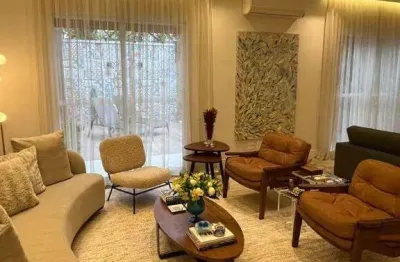 Casa em condomínio fechado com 4 quartos à venda na Rua Bernardino de Campos, Campo Belo, São Paulo