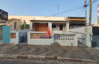 Casa para venda em valinhos, centro, com 8 cômodos, 218 m² de construção