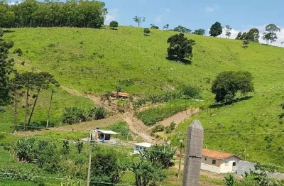 Terreno à venda no Bairro dos Pereiras, Toledo  por R$ 130.000