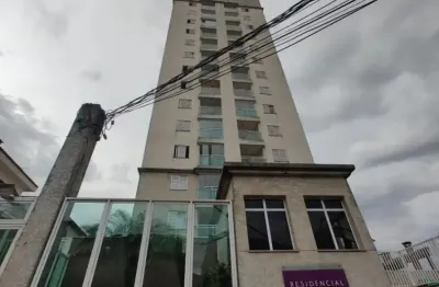 Apartamento Próximo ao Centro PORTEIRA FECHADA com 2 quartos sendo 01 suíte  01 vaga