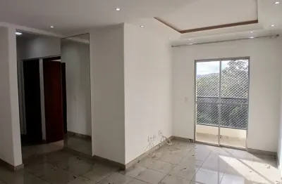 Lindo Apartamento de 03 quartos e 01 suíte 01 vaga coberta Elevador e sacada.