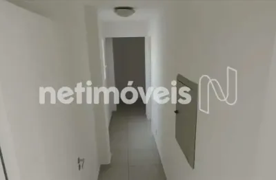 Apartamento com 3 quartos para alugar na Praça República, 123, Centro, Taubaté