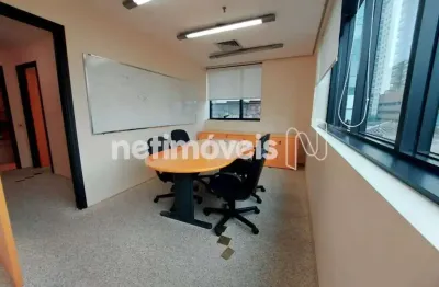 Sala comercial com 3 salas para alugar na Rua Afonso Braz, 900, Vila Nova Conceição, São Paulo