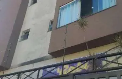 Apartamento com 2 quartos para alugar na rua doutor costa reis, 438, ipiranga, juiz de fora, 80 m2 por r$ 1.200