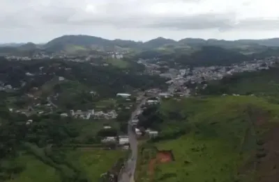 Vendo excelente área para loteamento na região do bairro grama