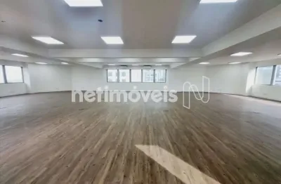 Sala comercial com 3 salas para alugar na Avenida Engenheiro Luiz Carlos Berrini, Brooklin, São Paulo