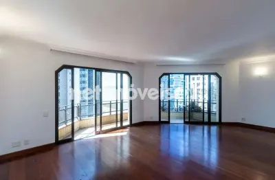 Apartamento com 3 quartos para alugar na Rua Oscar Pereira da Silva, 73, Itaim Bibi, São Paulo