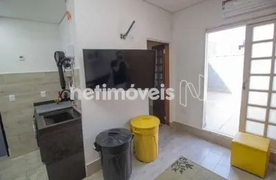 Casa com 3 quartos para alugar na Rua Caiará, 201, Várzea de Baixo, São Paulo