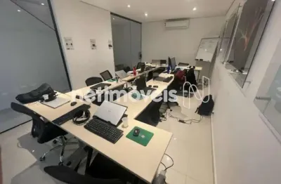 Sala comercial para alugar na Rua Andréa Paulinetti, Jardim das Acacias, São Paulo