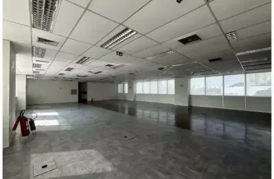 Sala comercial para alugar na Avenida Doutor Chucri Zaidan, 80, Vila Cordeiro, São Paulo