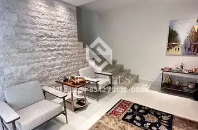 Excelente sobrado 3 quartos, sendo 1 suíte no setor pedro