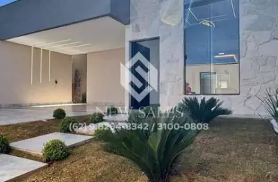 Casa alto padrão com 3 suítes, piscina e 168m² de elegância