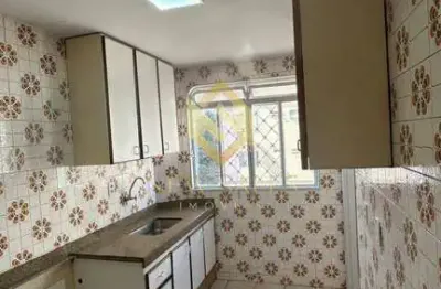 Apartamento- 3 quartos, 1 suíte, 94m², 1 vaga, armários-leste universitario