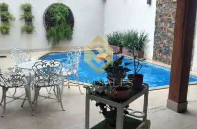 Casa com 3 quartos à venda na Rua C 220, Jardim América, Goiânia