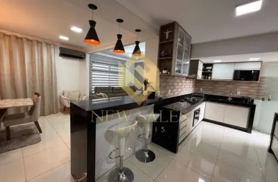 Casa- 4 quartos, 3 vagas, armários planejados- residencial sonho verde