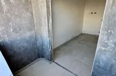 Sobrado de condomínio - possível individualização!! quietude!!