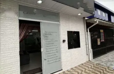 Casa comercial térrea na guilhermina - lado praia! excelente localização!