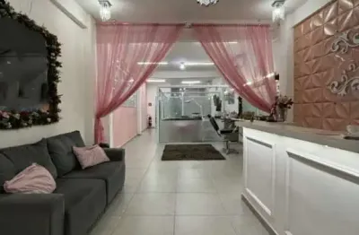 Casa comercial térrea na guilhermina - lado praia! excelente localização!