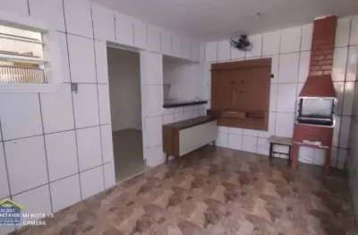 Linda casa de condomínio com 1 dorm - vaga de garagem e espaço gourmet!