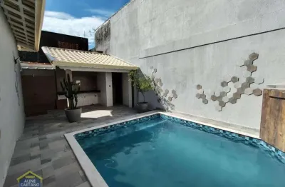 Linda casa térrea isolada alto padrão à 300mts do mar!