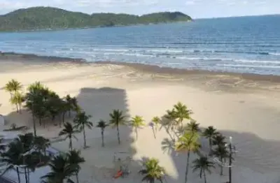 03 dorms, sendo 01 suíte, frente total do mar, na guilhermina, financia!