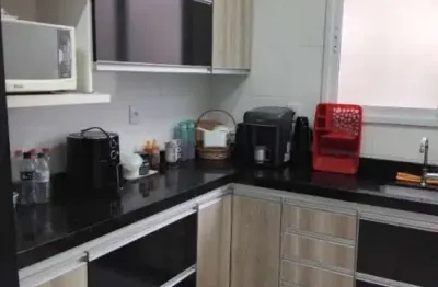 Na quadra do mar e venda rápido! apto amplo e impecável com vista mar! é só mudar
