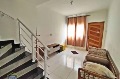 Sobrado de condomínio - 02 dorms,  mobiliado,  350 mts da praia