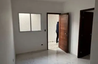 Linda casa de condomínio térrea com 1 dorm no jdm antártica! financia!