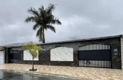 Casa com 4 quartos à venda na Rua Solemar, 1949, Solemar, Praia Grande