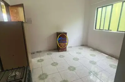 Linda kitinete à venda na cidade ocian - excelente localização! 700mts do mar!