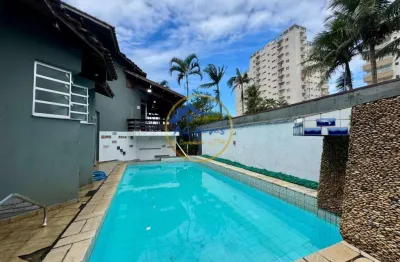 Sobrado Isolado no Florida - 3 Suítes, Piscina - 4 vagas e financia! Apenas 100mts da Praia!