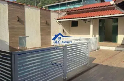 Espaçosa Casa Térrea à Venda no Canto do Forte com Piscina! - Cód: ACT3580
