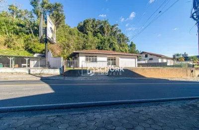 Casa com 3 dormitórios à venda, 167 m² por r$ 900.000,00 - água verde - blumenau/sc