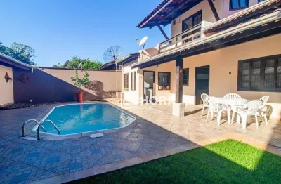 Casa com 3 dormitórios à venda, 282 m² por r$ 790.000,00 - itoupava central - blumenau/sc