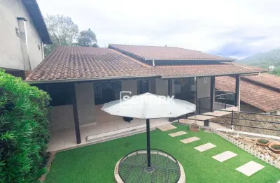 Casa com 3 dormitórios à venda, 250 m² por r$ 750.000,00 - itoupava central - blumenau/sc