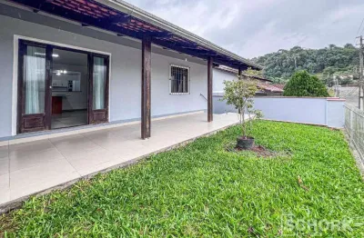Casa com 3 dormitórios à venda, 130 m² por r$ 620.000,00 - itoupava central - blumenau/sc