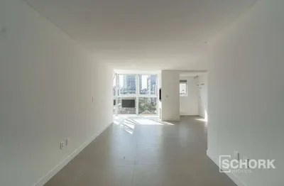 Apartamento novo!! recém entregue contendo 3 suítes e 2 vagas de garagem individuais no bairro da velha