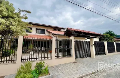 Casa com 4 dormitórios para alugar, 260 m² por r$ 6.557,01/mês - itoupava central - blumenau/sc