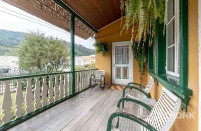 Casa com 5 dormitórios à venda, 303 m² por r$ 1.500.000,00 - ribeirão fresco - blumenau/sc