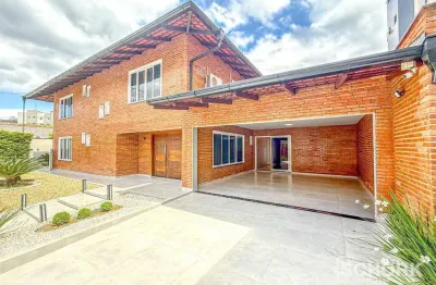 Casa com 5 dormitórios à venda, 388 m² por R$ 1.950.000,00 - Garcia - Blumenau/SC