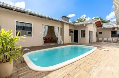 Casa com 4 dormitórios para alugar, 239 m² por r$ 8.565,21/mês - salto - blumenau/sc