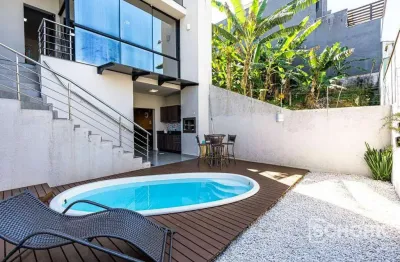 Casa com 3 dormitórios à venda, 172 m² por r$ 1.050.000,00 - água verde - blumenau/sc