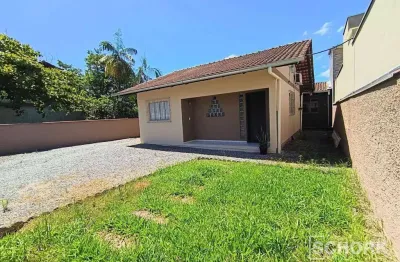 Casa com 2 dormitórios para alugar, 104 m² por R$ 2.927,28/mês - Itoupava Central - Blumenau/SC