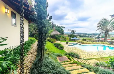 Casa com 3 dormitórios para alugar, 180 m² por R$ 8.661,15/mês - Itoupava Central - Blumenau/SC