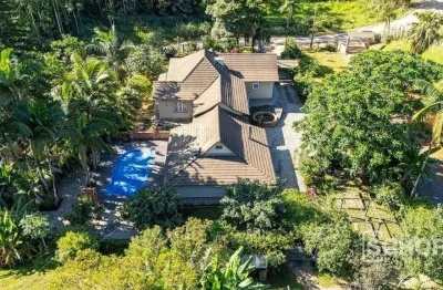 Casa com 3 dormitórios para alugar, 200 m² por R$ 8.116,36/mês - Testo Salto - Blumenau/SC